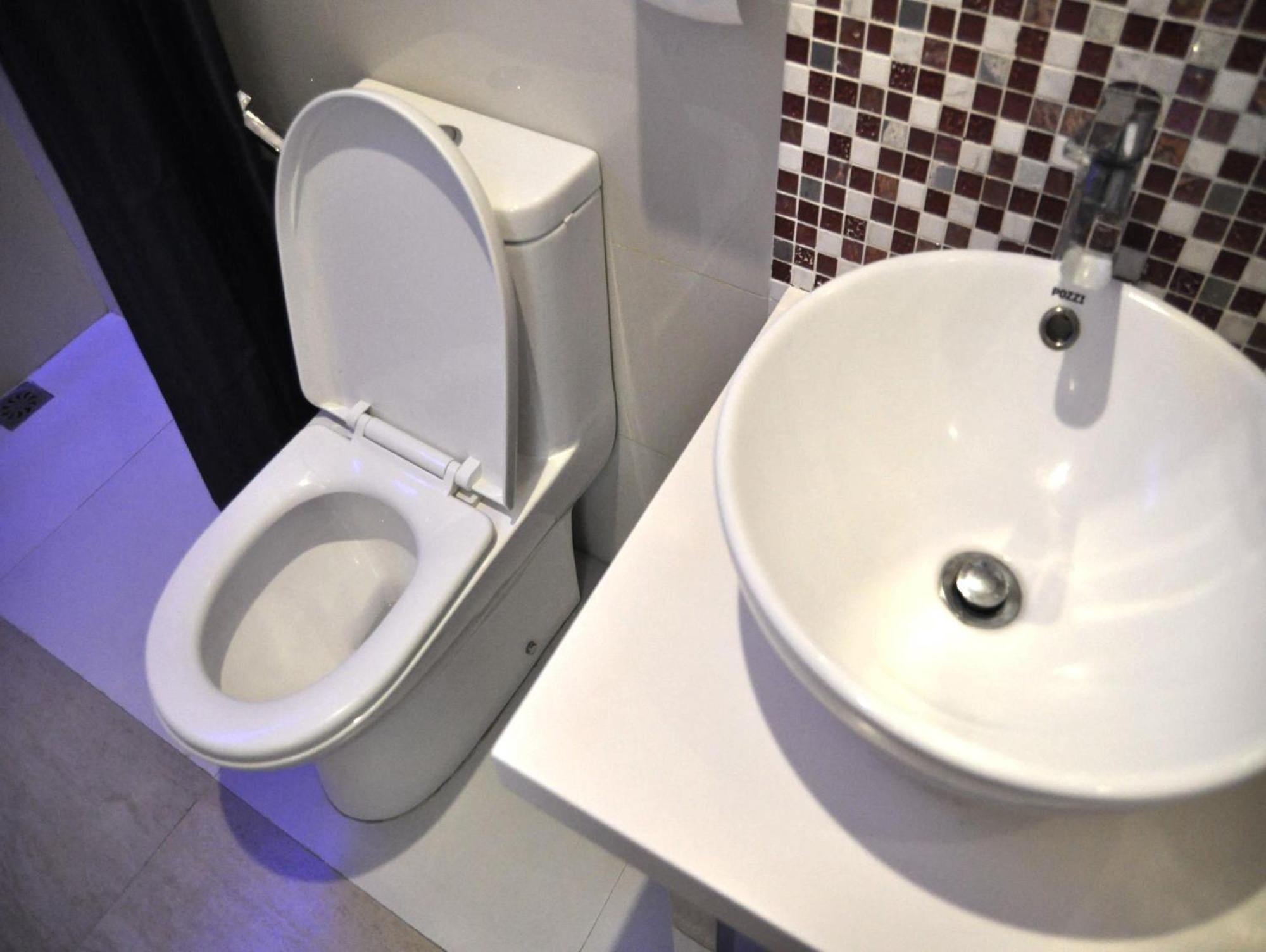 Hotel Dreamworld North Edsa Quezon City Εξωτερικό φωτογραφία